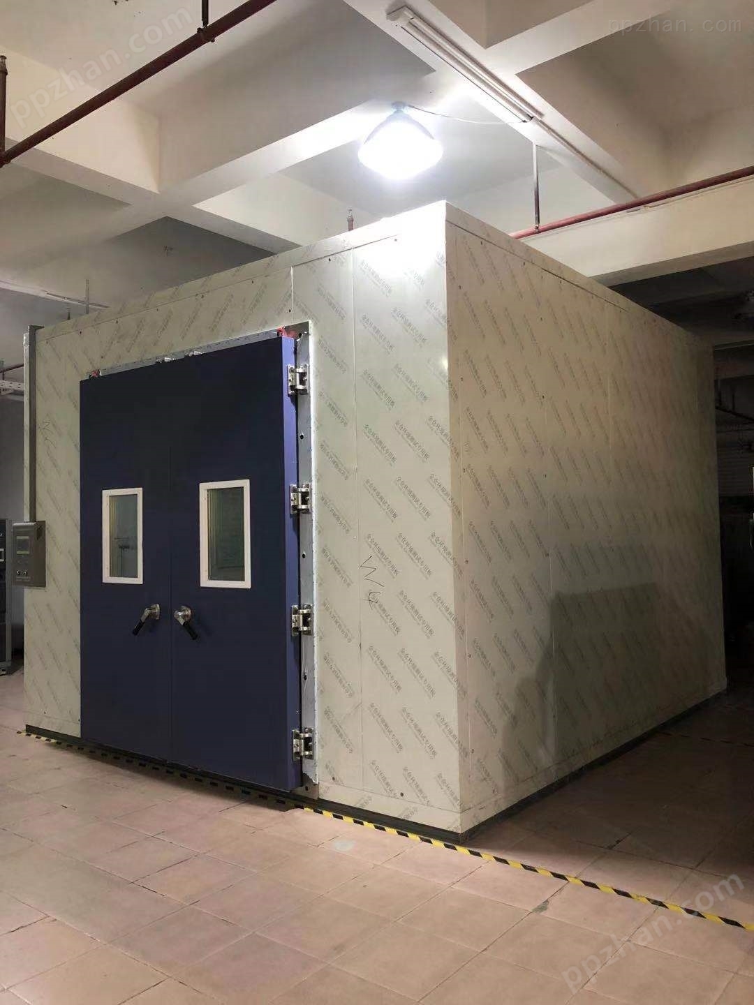 上海大型步入式恒温恒湿老化试验箱